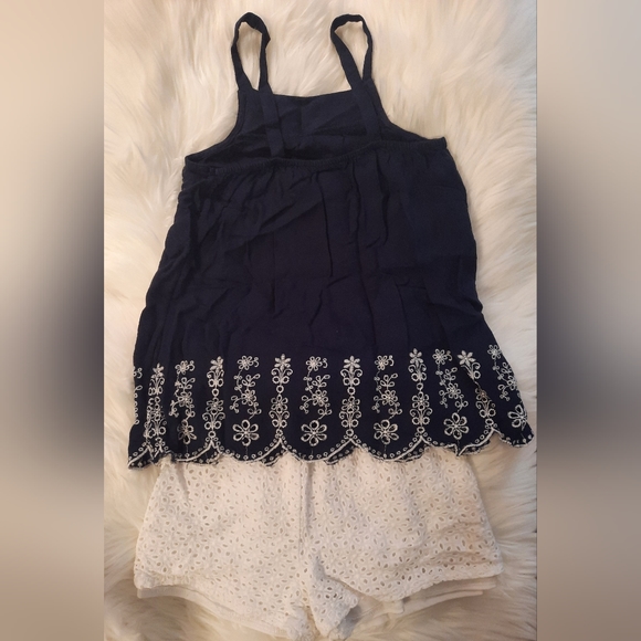 Old Navy/Emily Rose - Size 8 Top/Shorts - 2 Pc Set - Picture 2 of 9